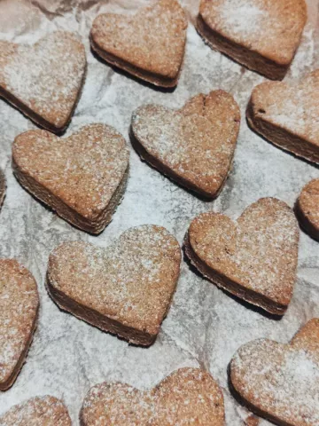 Haselnussplätzchen